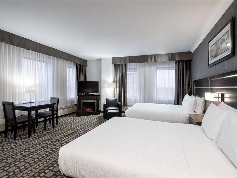 Clarion Hotel & Suites Winnipeg Bagian luar foto